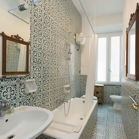 Campo De Fiori Lovely Apartment *