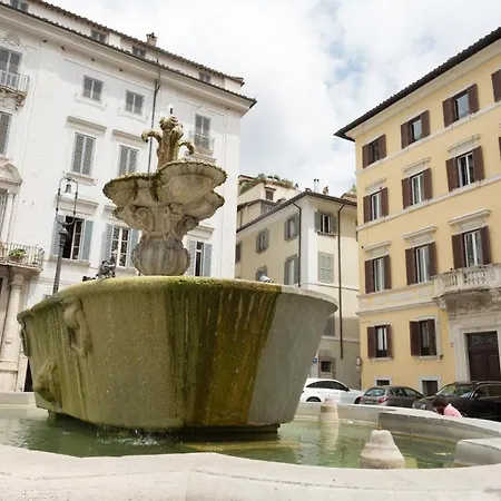 Apartment Campo De Fiori Lovely